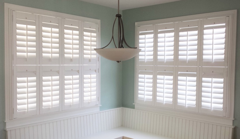 Fort Lauderdale plantation shutters in booth